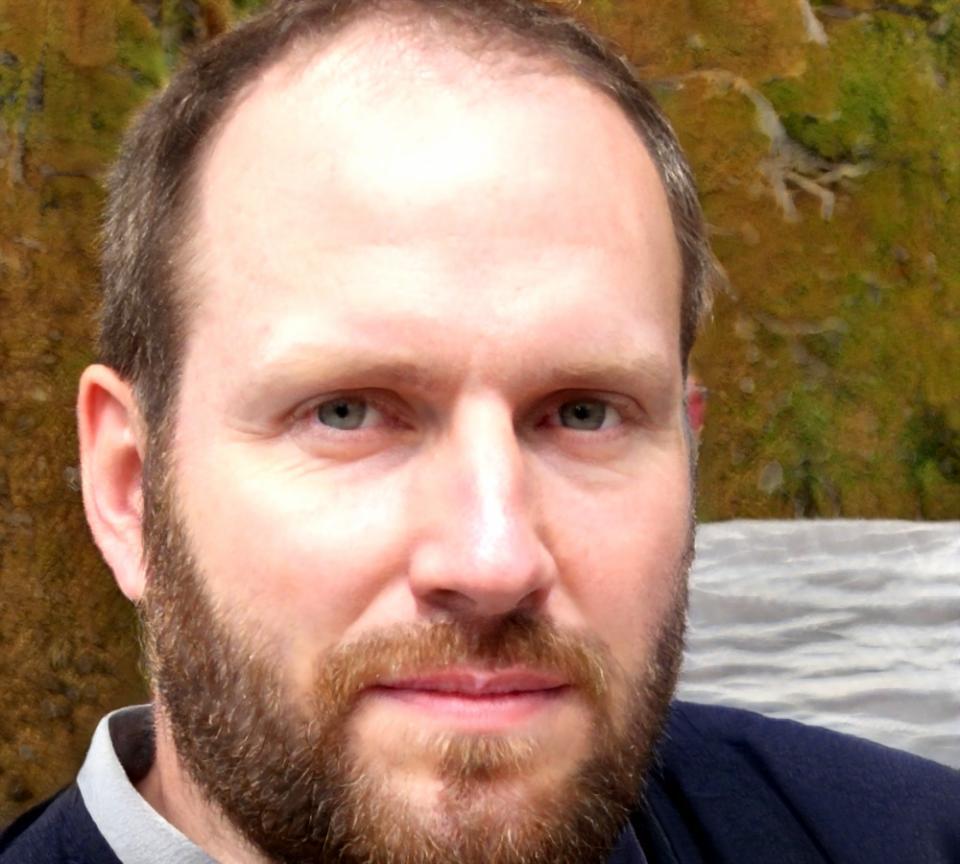 Prof. Cláudio Mendes - Consultor de Gestão Orçamental